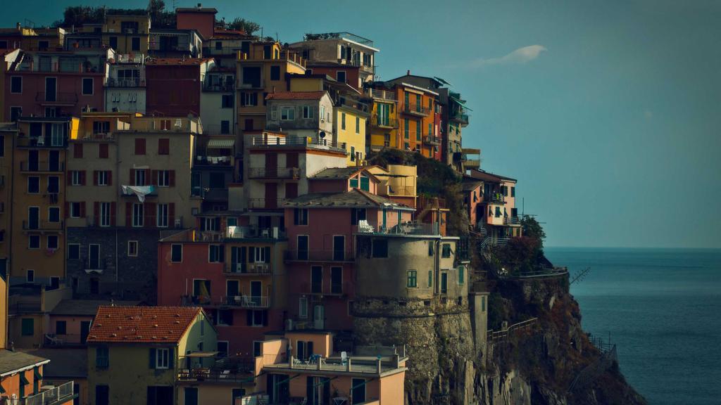 Unlocking Passive Income with Crypto: A Beginner's Guide to Smart Investing